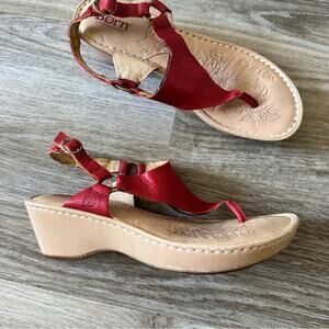 Born Red Leather Thong Platform Sandals Womens 8 Beachy Summer Casual Shoes